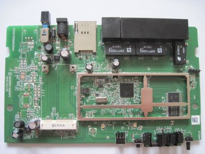 dlink_drw921c1_pcb_front.jpg