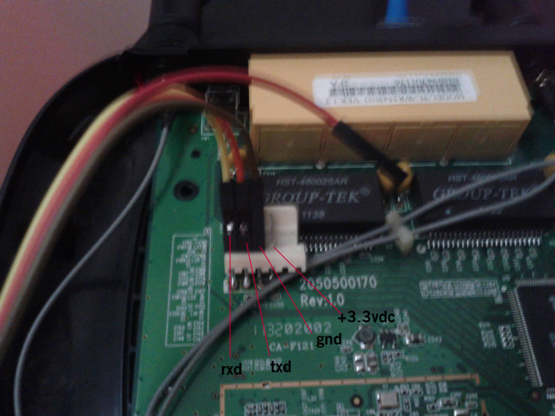 tl-wr2543nd_serial-pinout.png