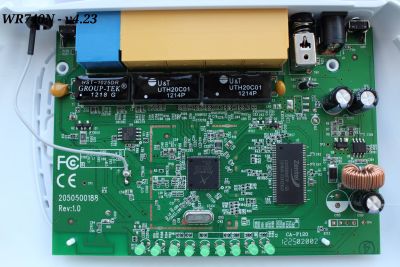 TL-WR740N v4.23 board front view