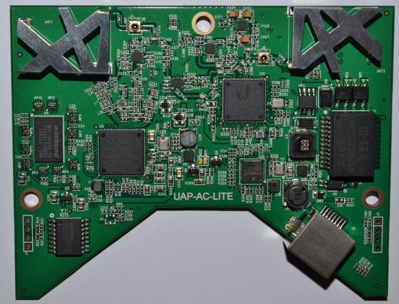 Unifi AP AC Lite PCB frontside