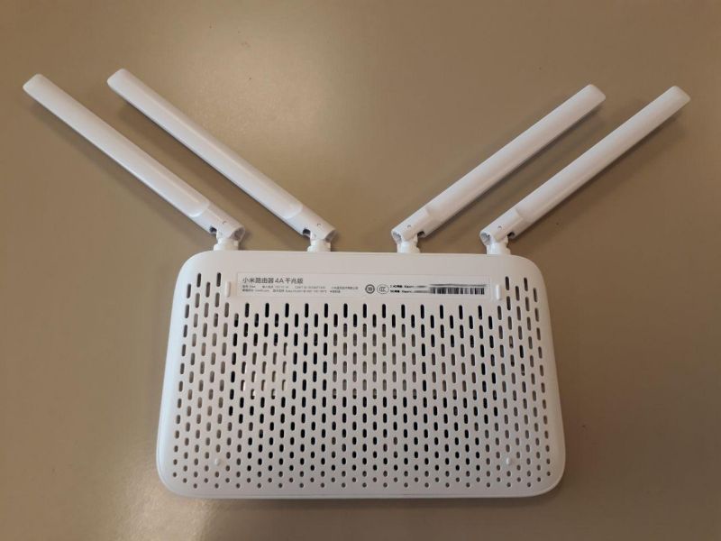 xiaomi-mi-router-4a-gigabit-edition-bottom.jpg