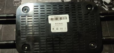 bottom sticker