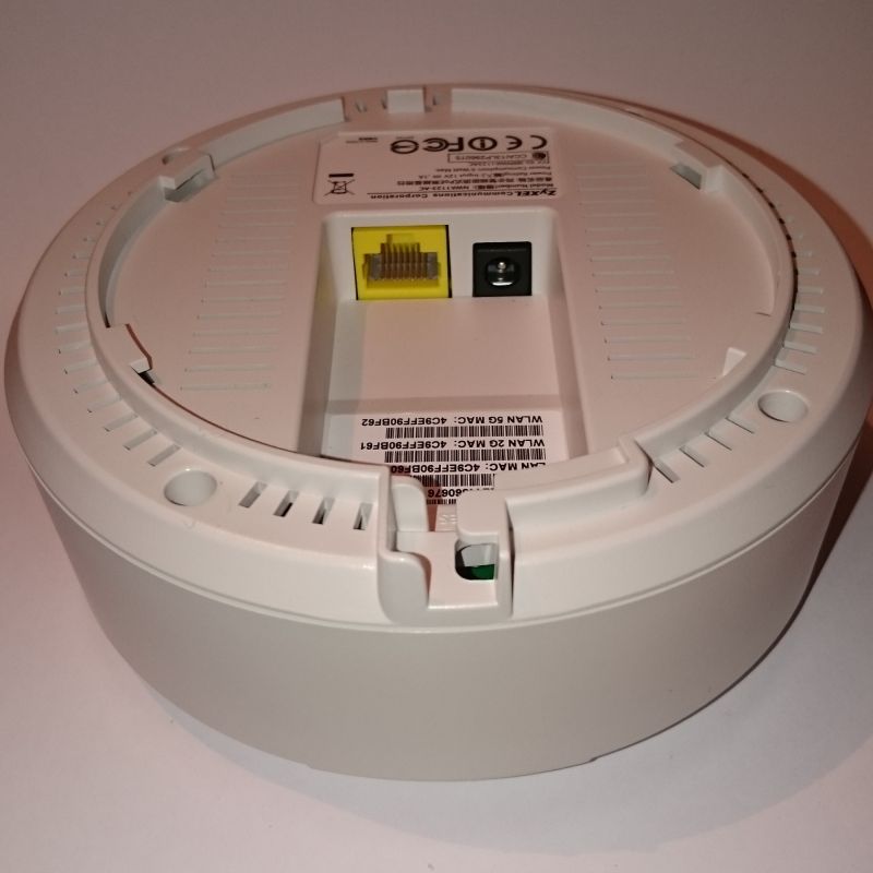 nwa1123-ac-backside-power.jpg
