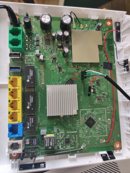 vmg8825-t50_serial.jpg